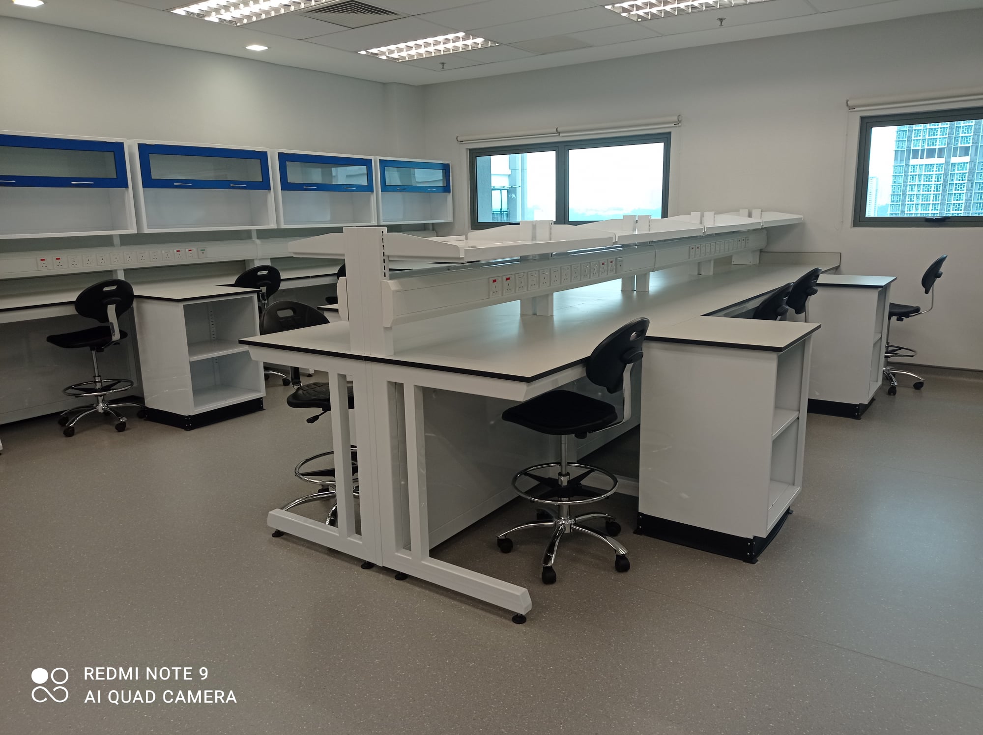 Laboratory Furniture Malaysia